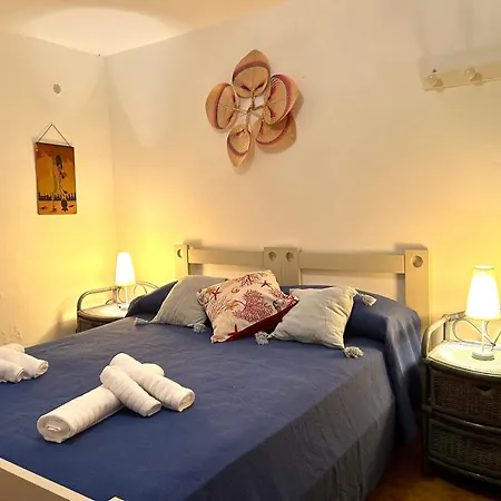 Nura's - Casa Gea Дом отдыха